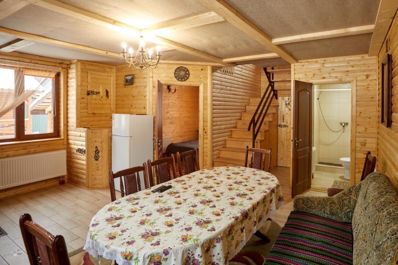 Villa Na Uzlissi Myhove Buitenkant foto