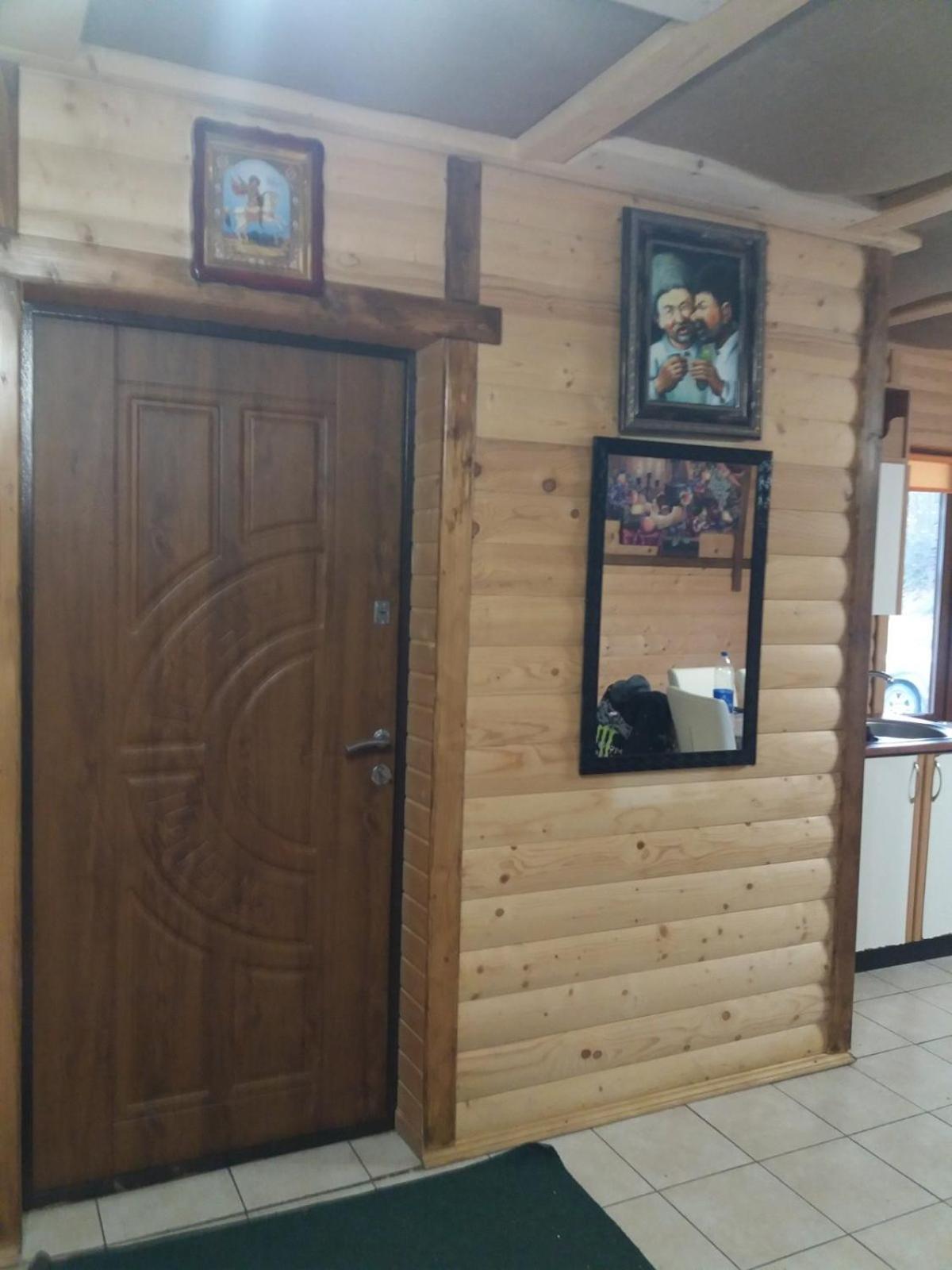 Villa Na Uzlissi Myhove Buitenkant foto