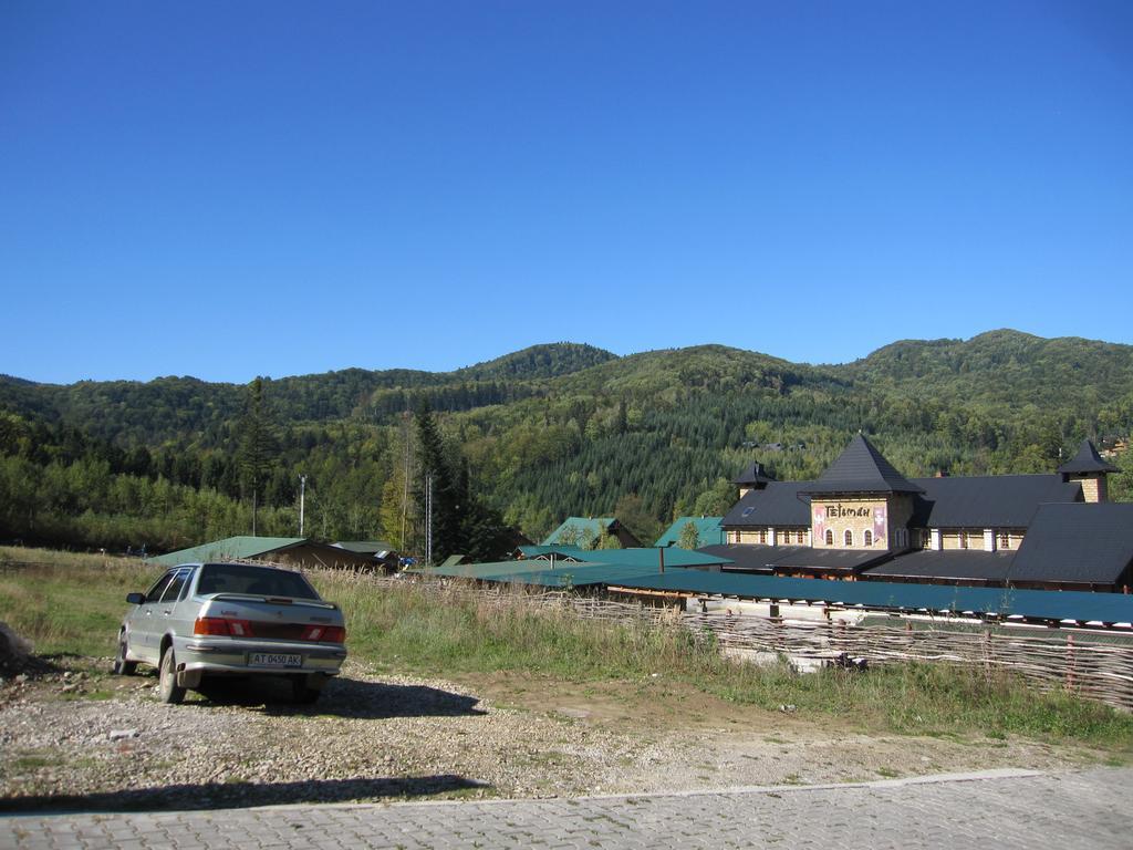 Villa Na Uzlissi Myhove Buitenkant foto